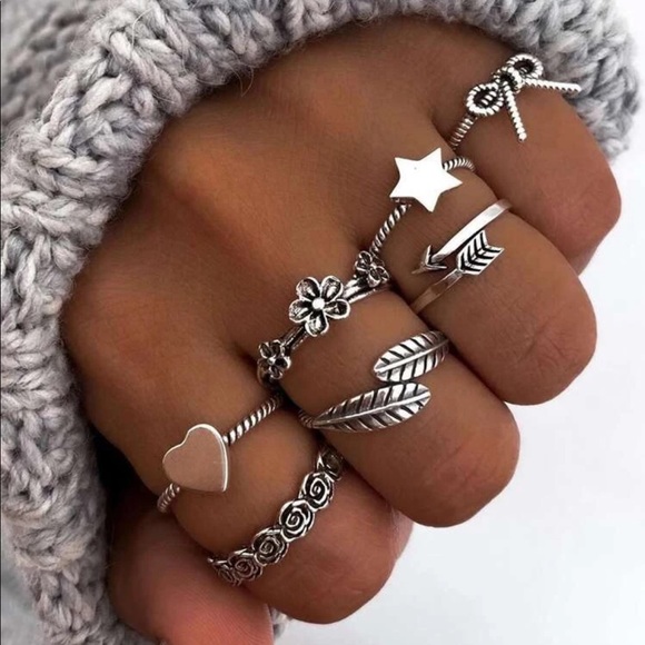 Jewelry - Ember • 7 Pc. Floral Ring Set